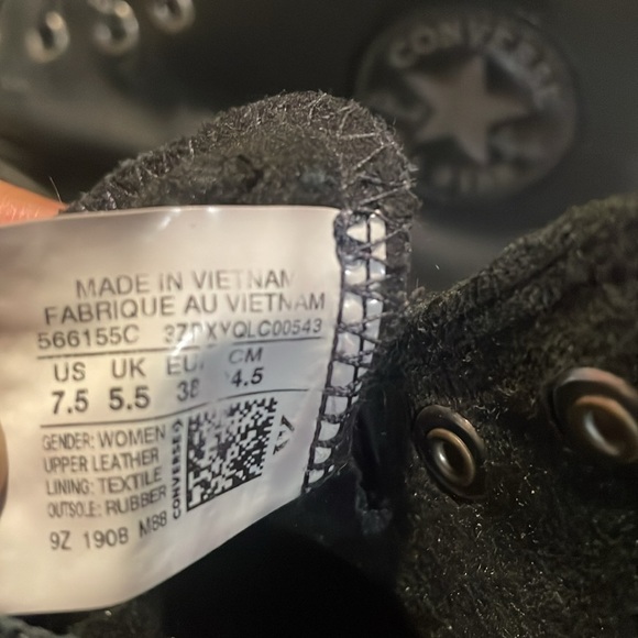 CONVERSE GORE-TEX Lugged Chuck Taylor All Star Boot High Top - Picture 5 of 5